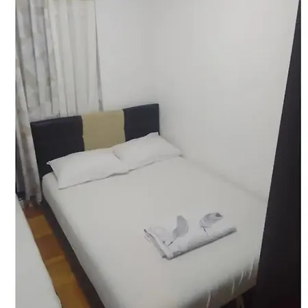 Apartment Stan Rozino